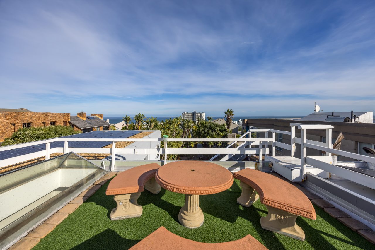 Roof Terrace at Secret Garden Guesthouse in Bloubergstrand